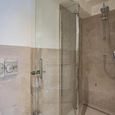 Ca' Margherita Secret Garden Apartment