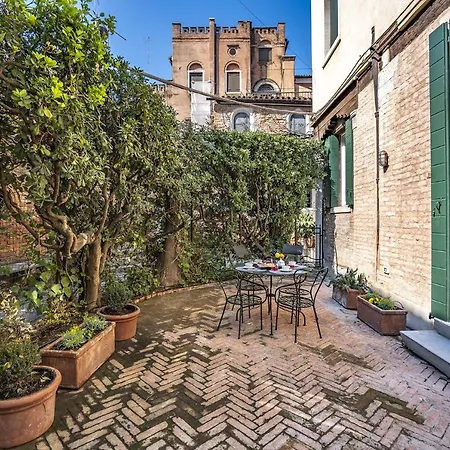 Apartamento Ca' Margherita Secret Garden *